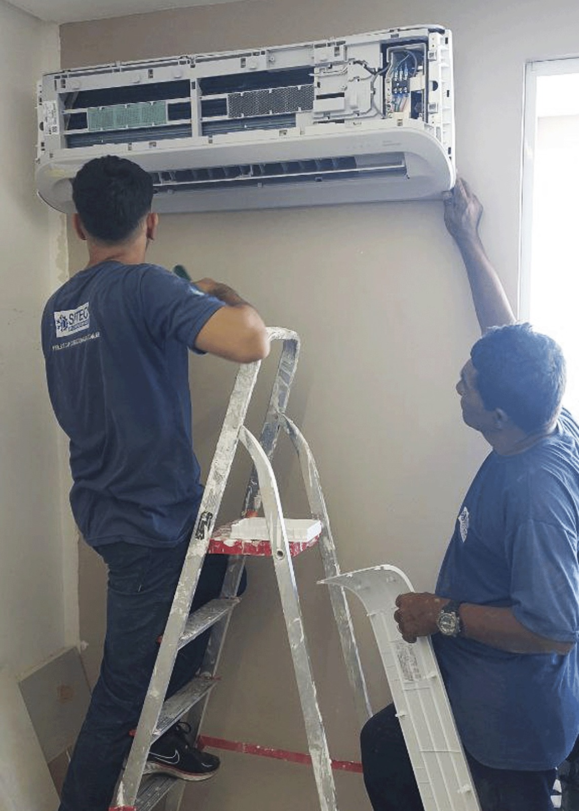 e2a4c920-97a6-45df-abb3-1f812dcc7730